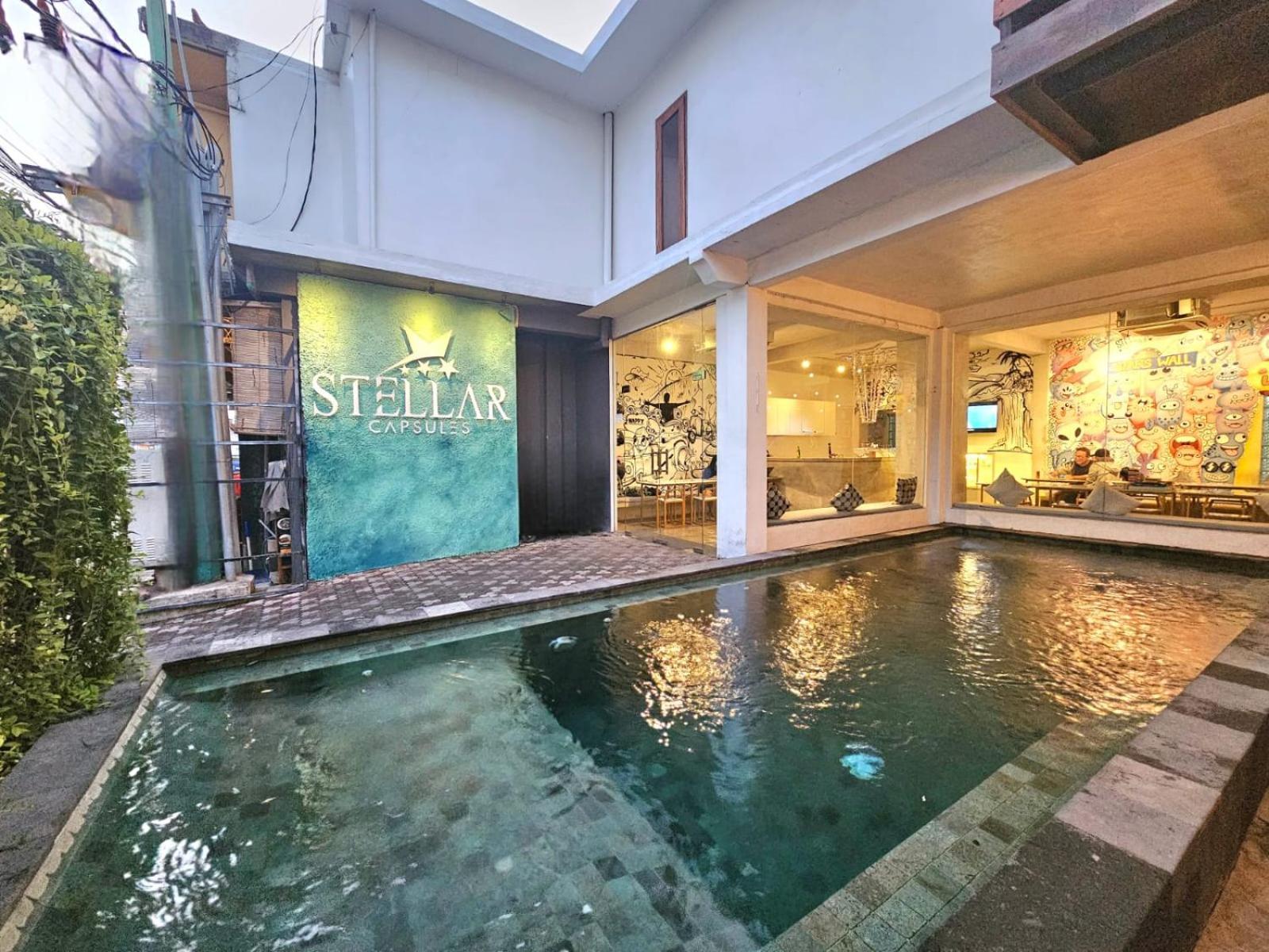 A Pousada Stellar Capsules Seminyak Exterior foto Stellar Spa